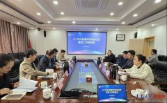 紧扣办事青社会成长需求